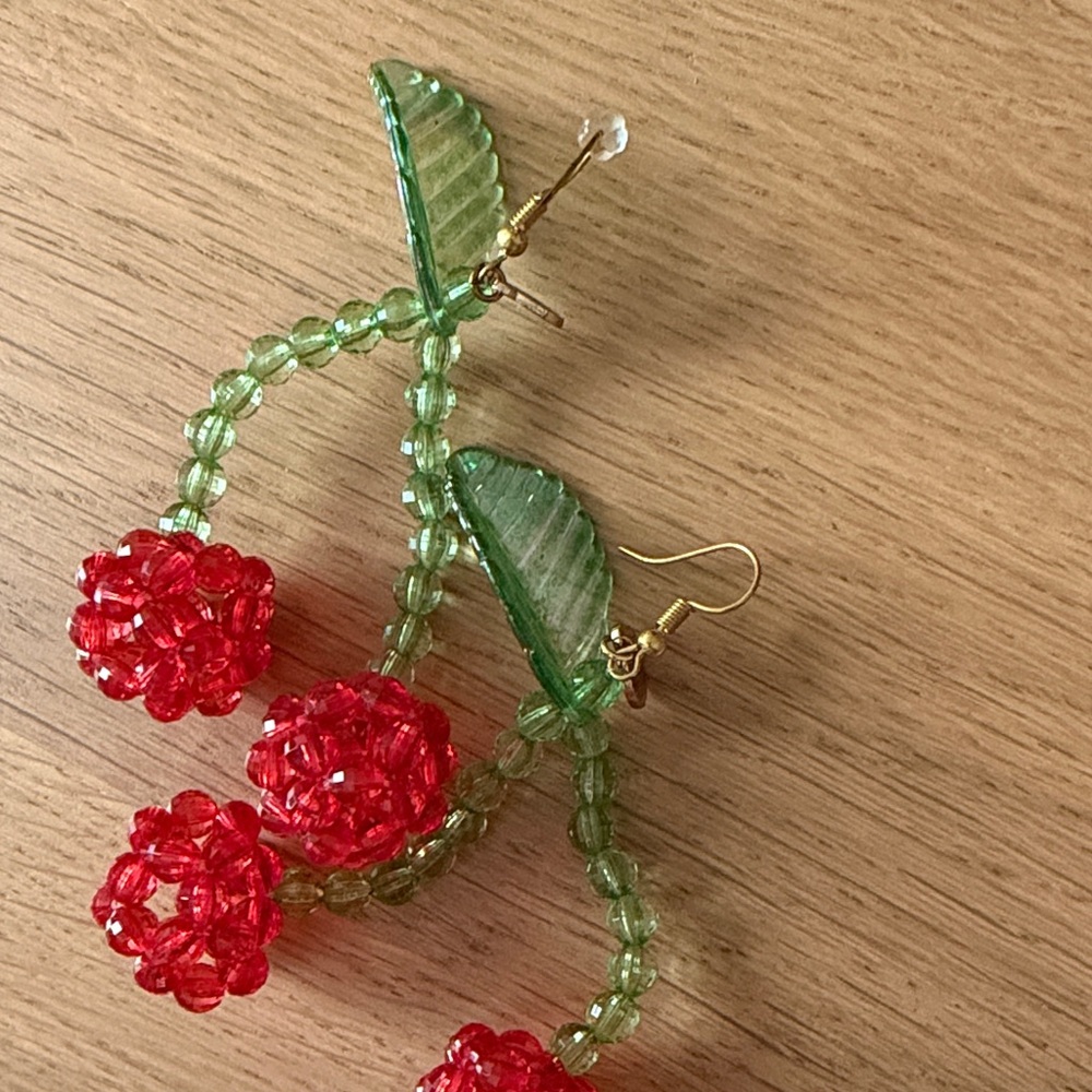 Susan Alexandra Red Cherry Beaded Hoop Earrings with Green Accents - Picture 3 of 3